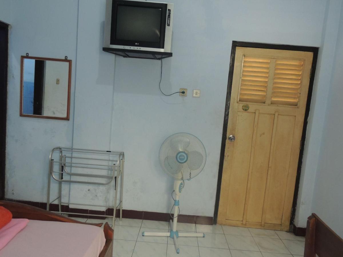 Hotel Sejahtera Kebumen Kültér fotó