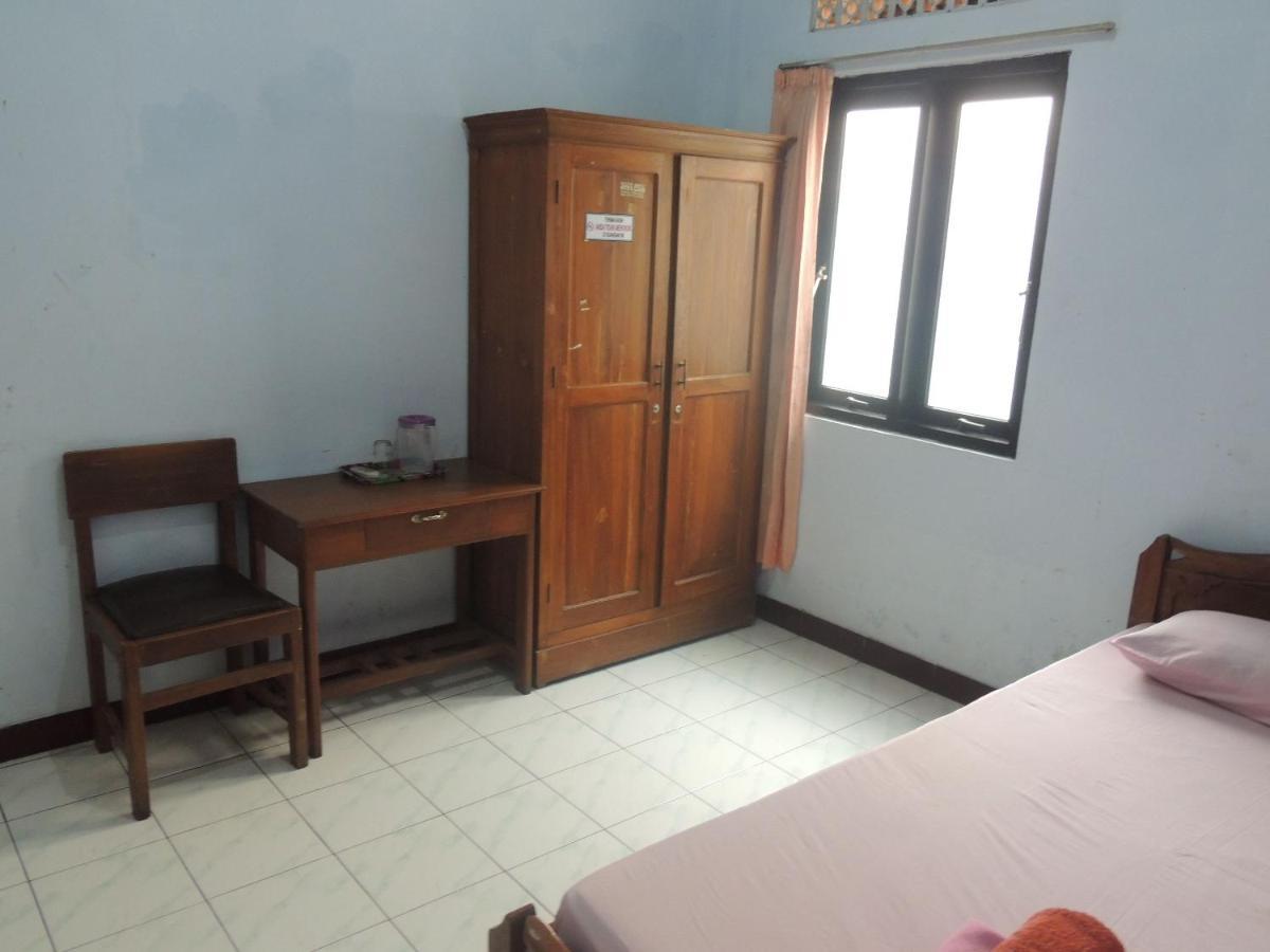 Hotel Sejahtera Kebumen Kültér fotó