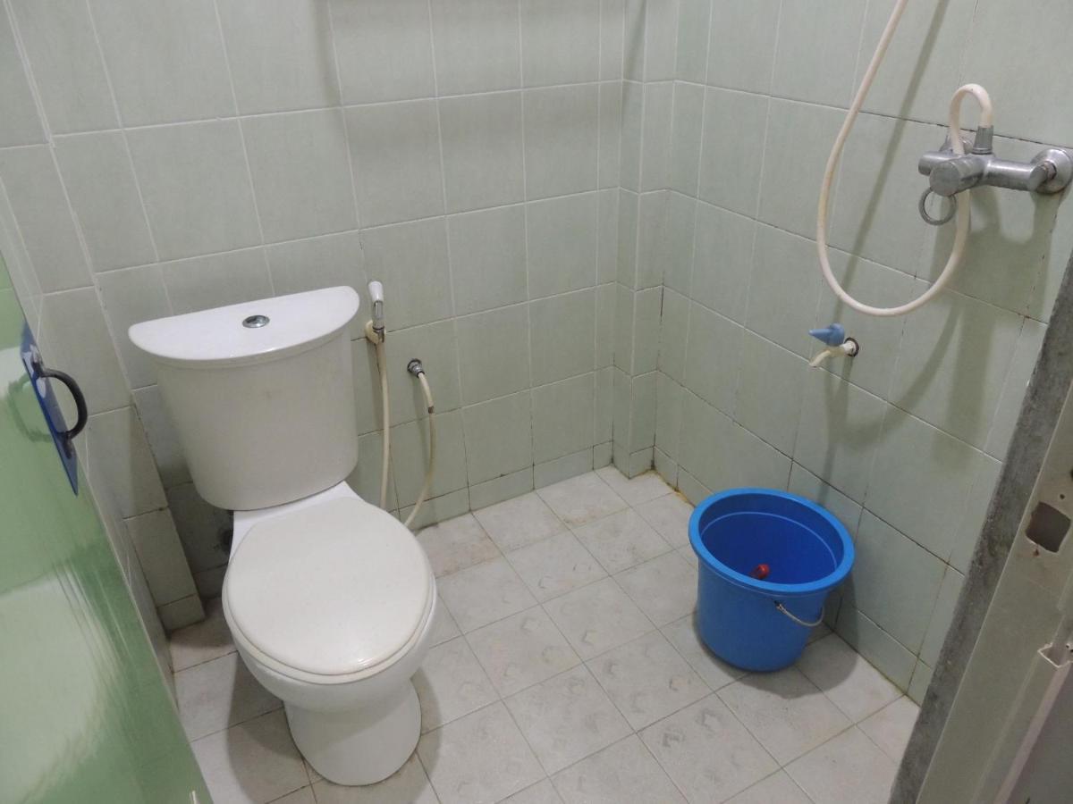 Hotel Sejahtera Kebumen Kültér fotó